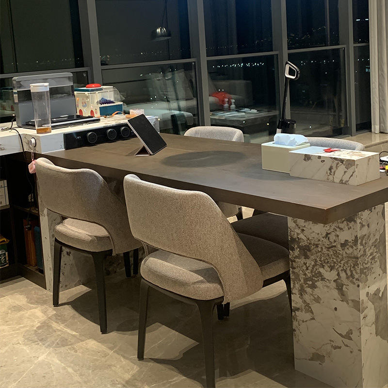 Modern and minimalist home restaurants Solid wood hotel dining tables and chairs light luxury designers backrest chairs