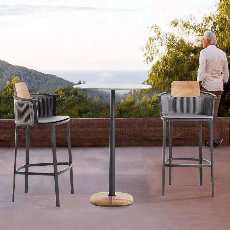 Modern Outdoor Rattan Bar Stool Garden Waterproof Leisure Single PE Rattan High Chair Back Support Stool Chair Sillas