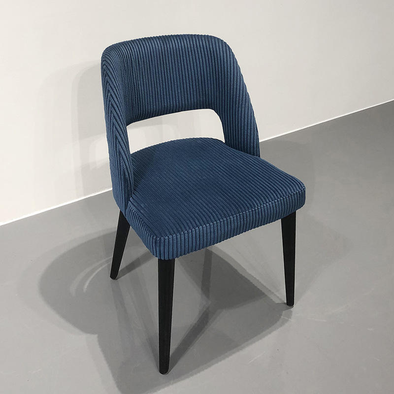Modern and minimalist home restaurants Solid wood hotel dining tables and chairs light luxury designers backrest chairs