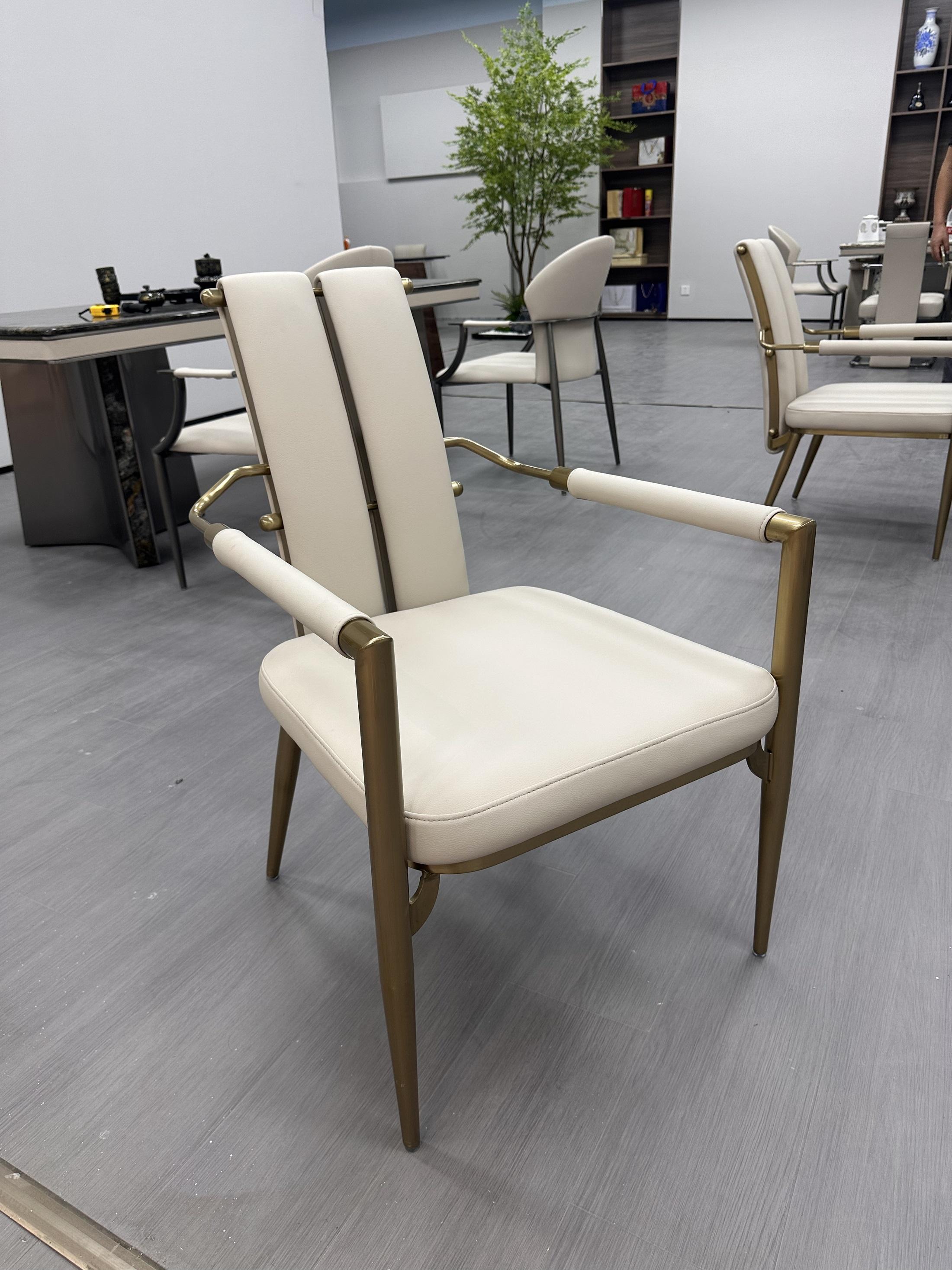 New design wholesale simple dining room living room furniture chair luxury chair