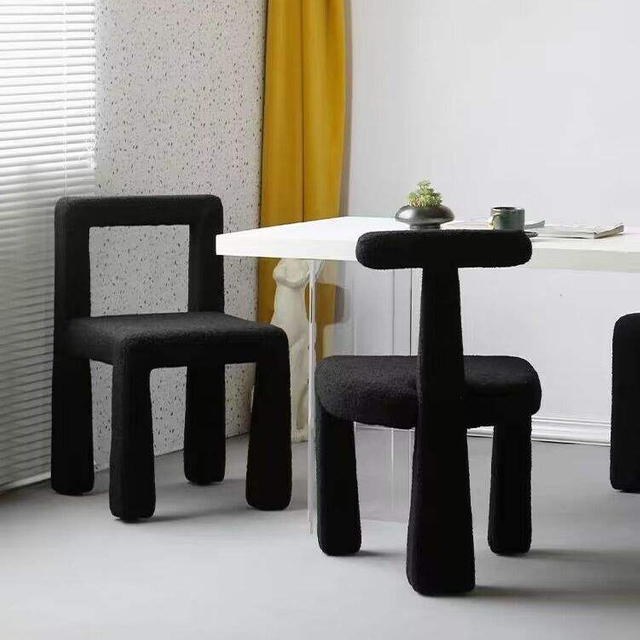 Minimalist modern lamb plush dining table and chairs Household makeup stools and chairs Creative dining chairs