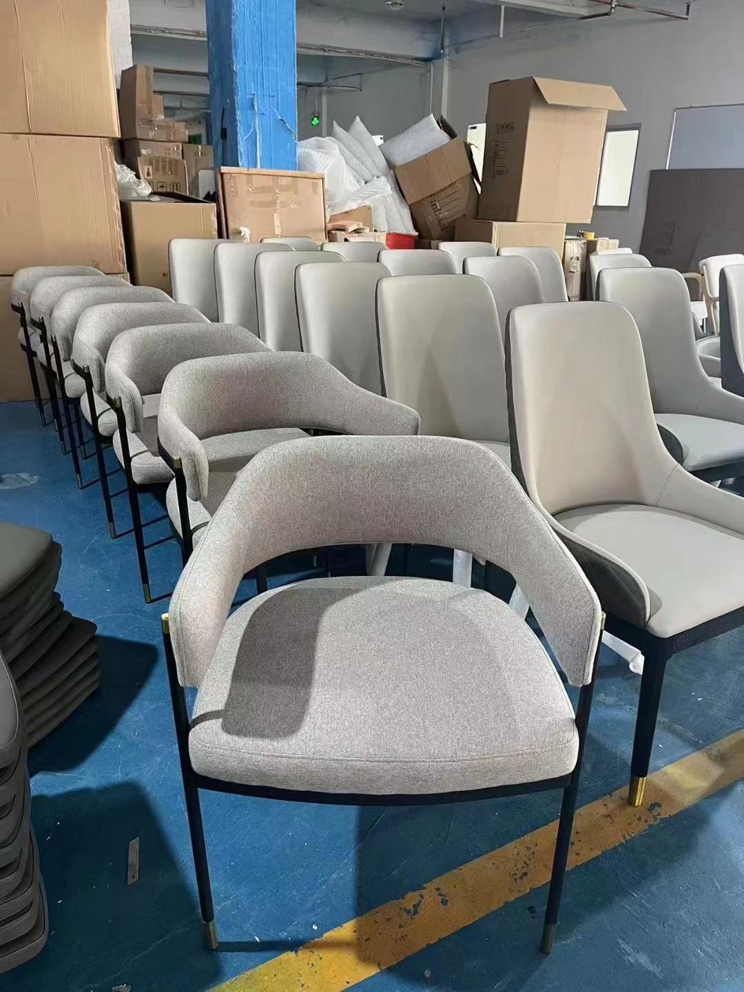 Custom Leather Wood Bar Restaurant Chair Commercial Furniture sillas Dining Room Chair Modern Simple Light Luxury Bar Chair