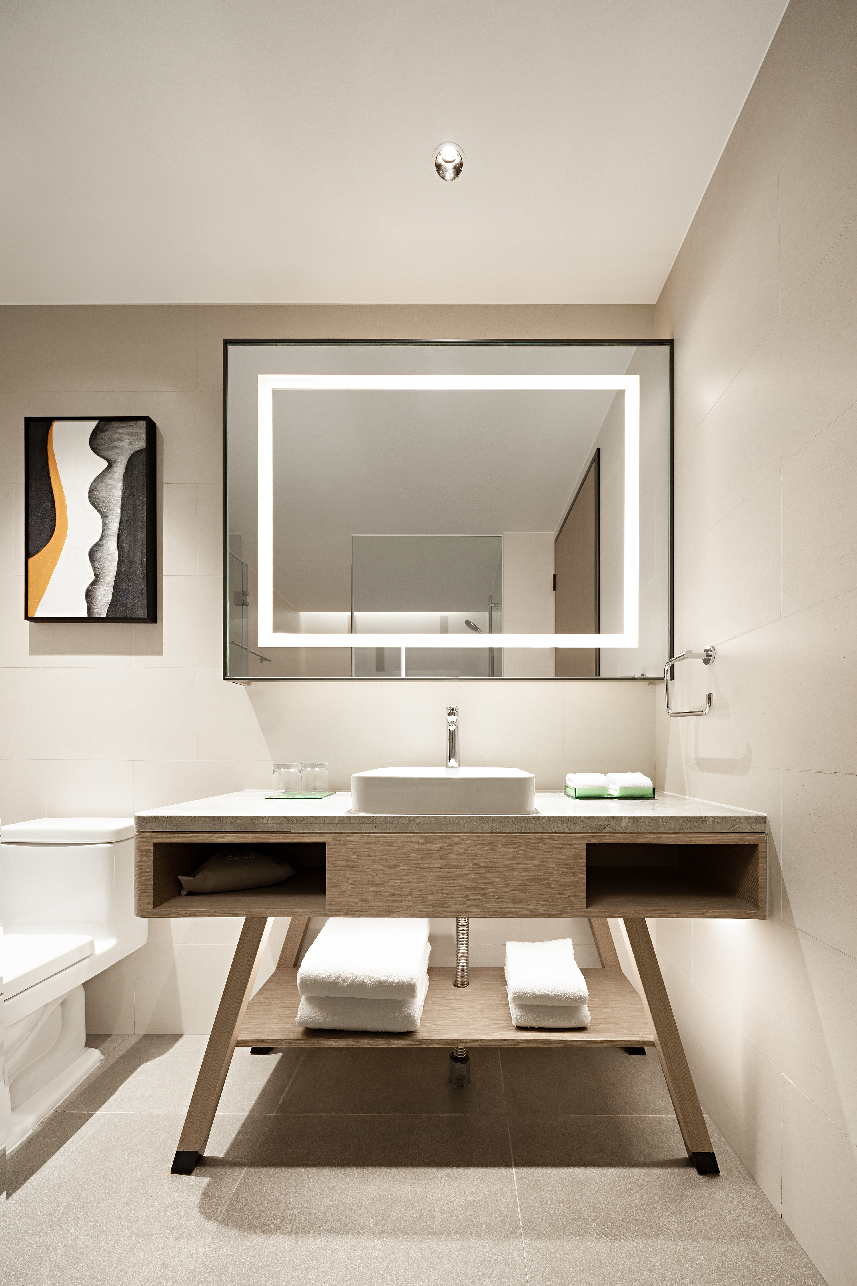 Customized hotel furniture for standard TWIN bed rooms for DYSTR001